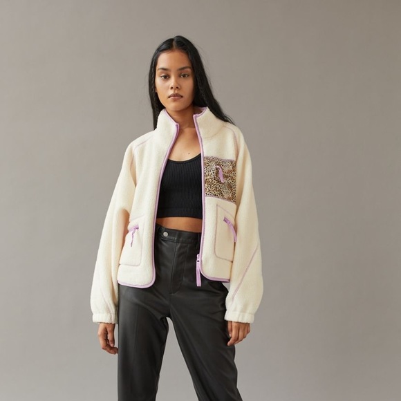 Urban Outfitters Jackets & Blazers - ✨Urban Outfitters ✨ Stormi fleece jacket